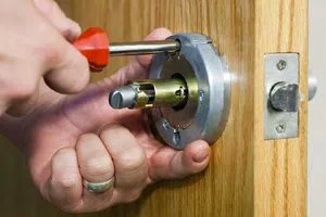 Canoga Park Locksmith Canoga Park, CA 818-531-9693 - lock-replace